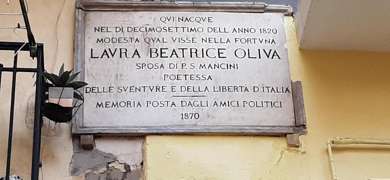Bed and Breakfast Casa Laura Oliva Mancini à Naples Extérieur photo